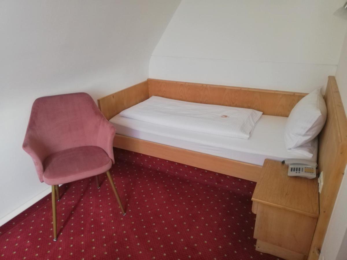 Landhotel Oelmuehle Mombris Extérieur photo