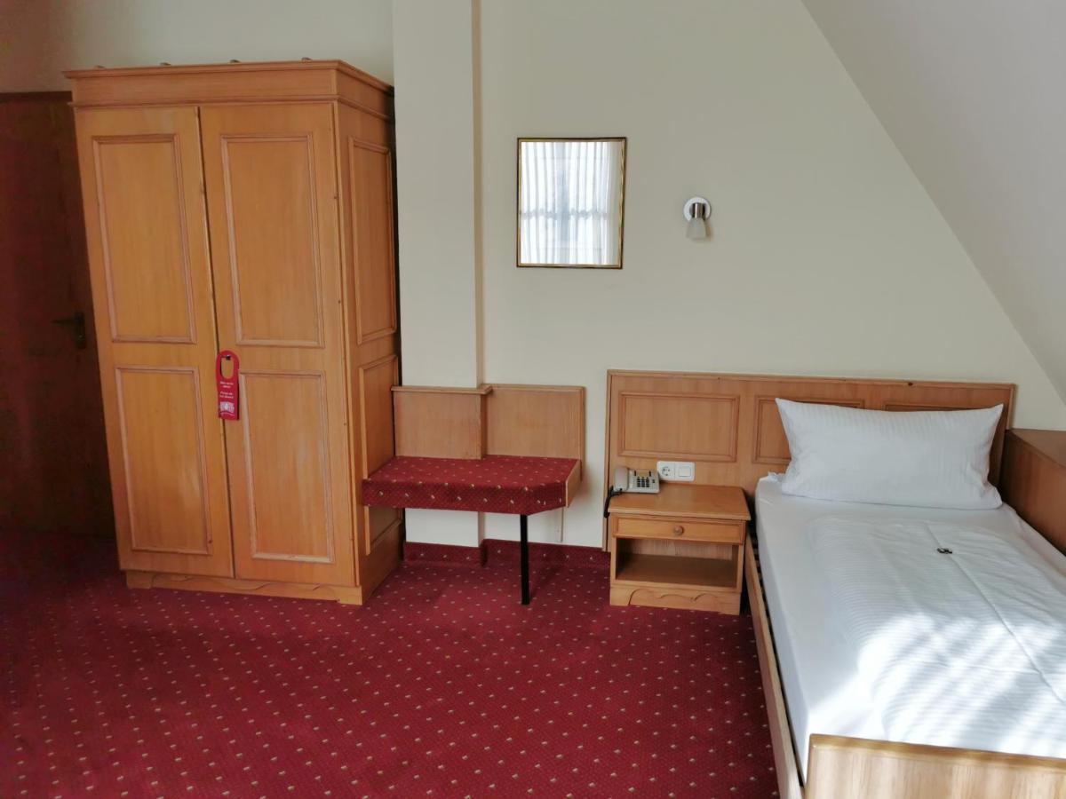 Landhotel Oelmuehle Mombris Extérieur photo