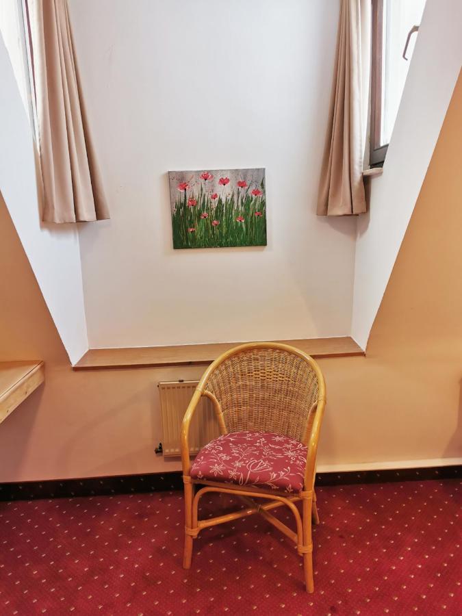 Landhotel Oelmuehle Mombris Extérieur photo