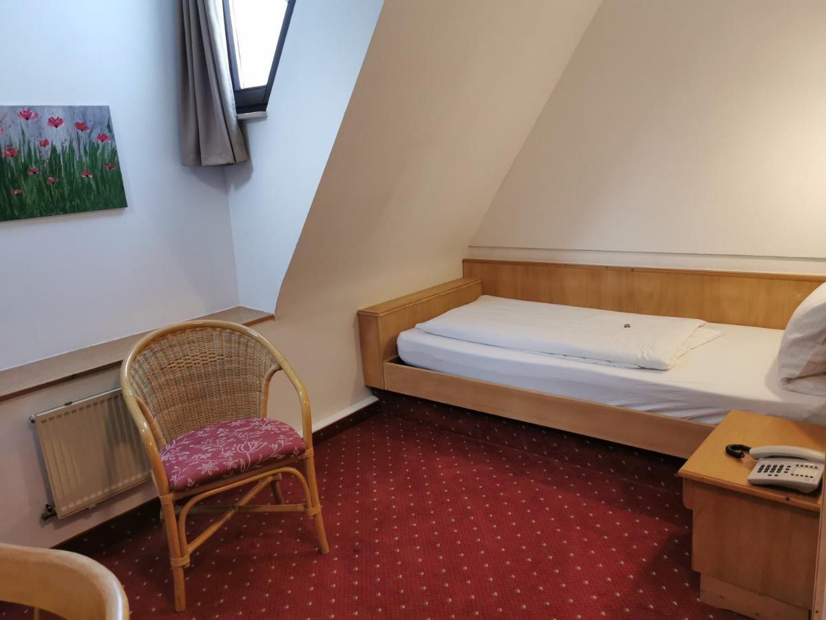 Landhotel Oelmuehle Mombris Extérieur photo