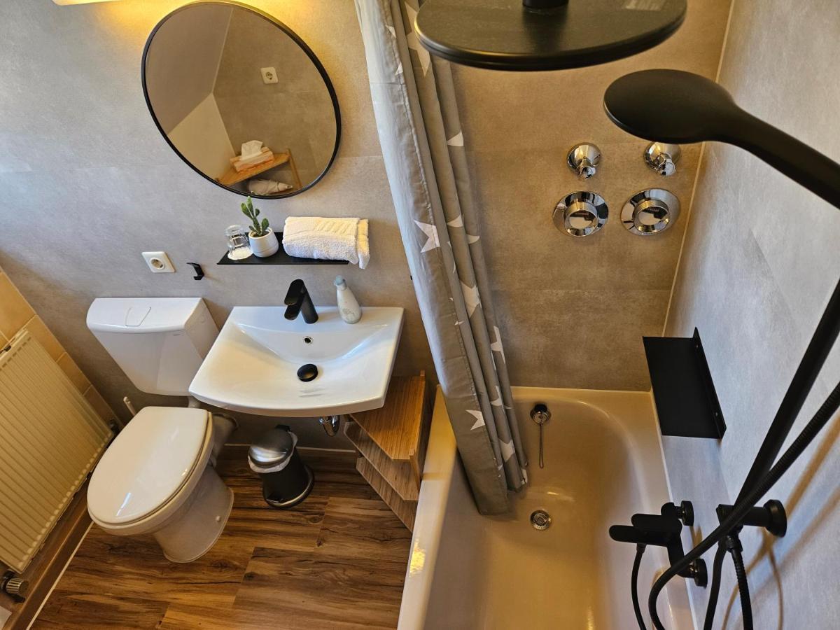 Landhotel Oelmuehle Mombris Extérieur photo