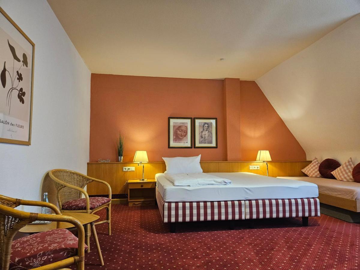 Landhotel Oelmuehle Mombris Extérieur photo